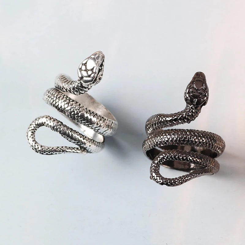 Snakebite Ring